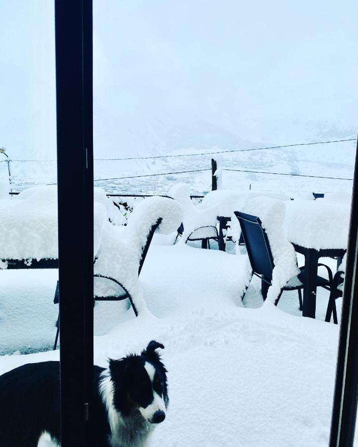 Hotel Kazbegi 1963 외부 사진