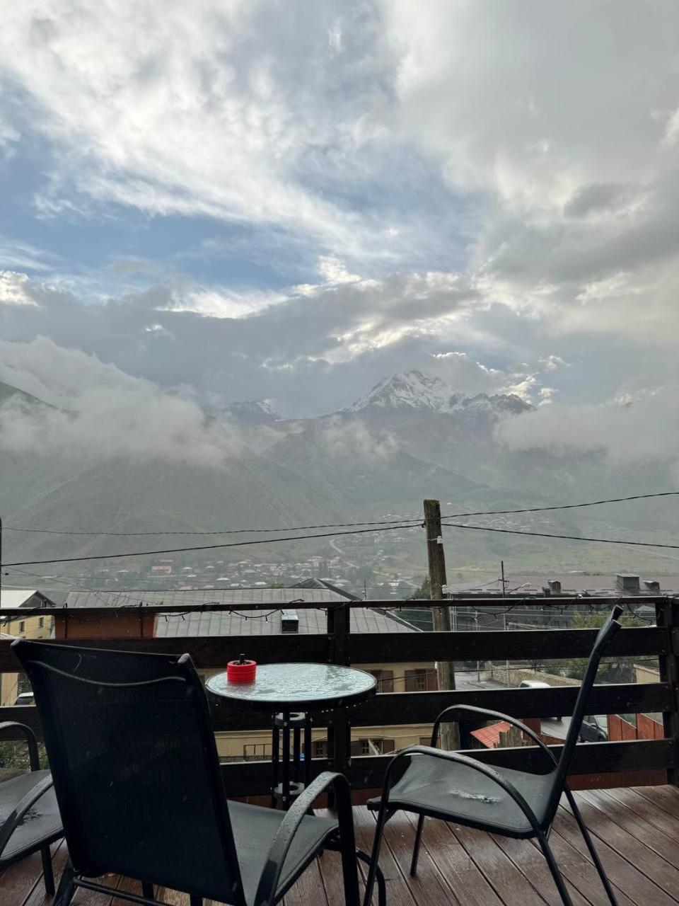 Hotel Kazbegi 1963 외부 사진
